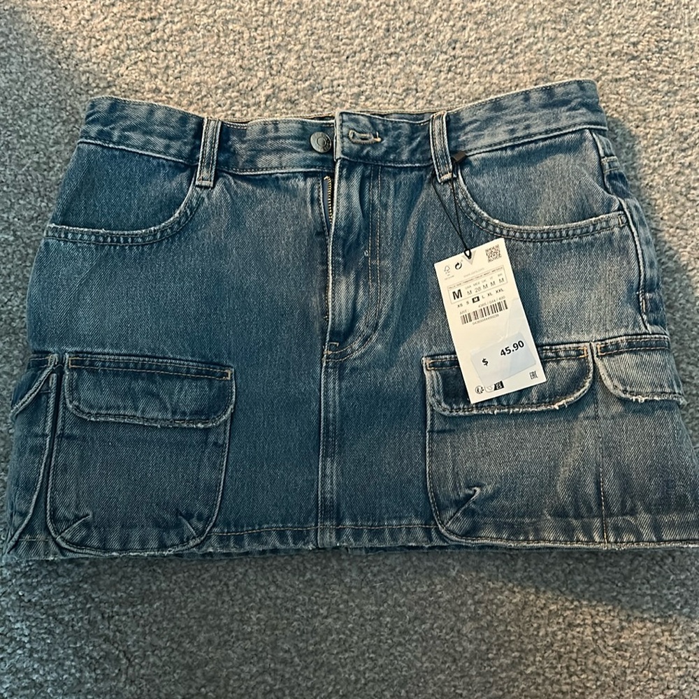 Zara Cargo skirt